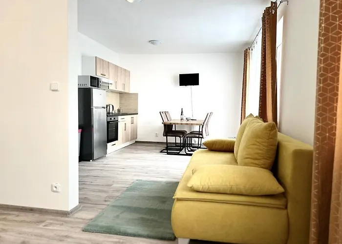 Sky Apartments 512
