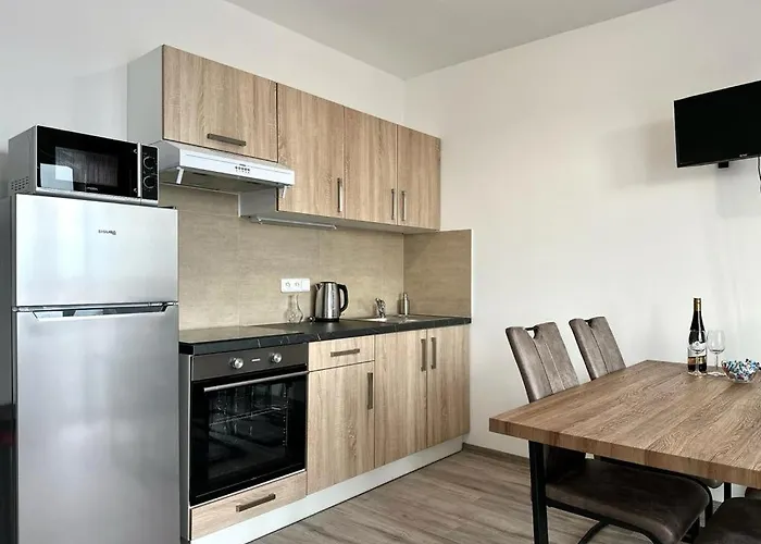 Sky Apartments 512