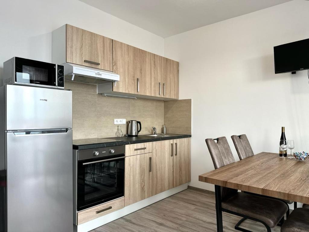 Sky 512 Apartment Plzen